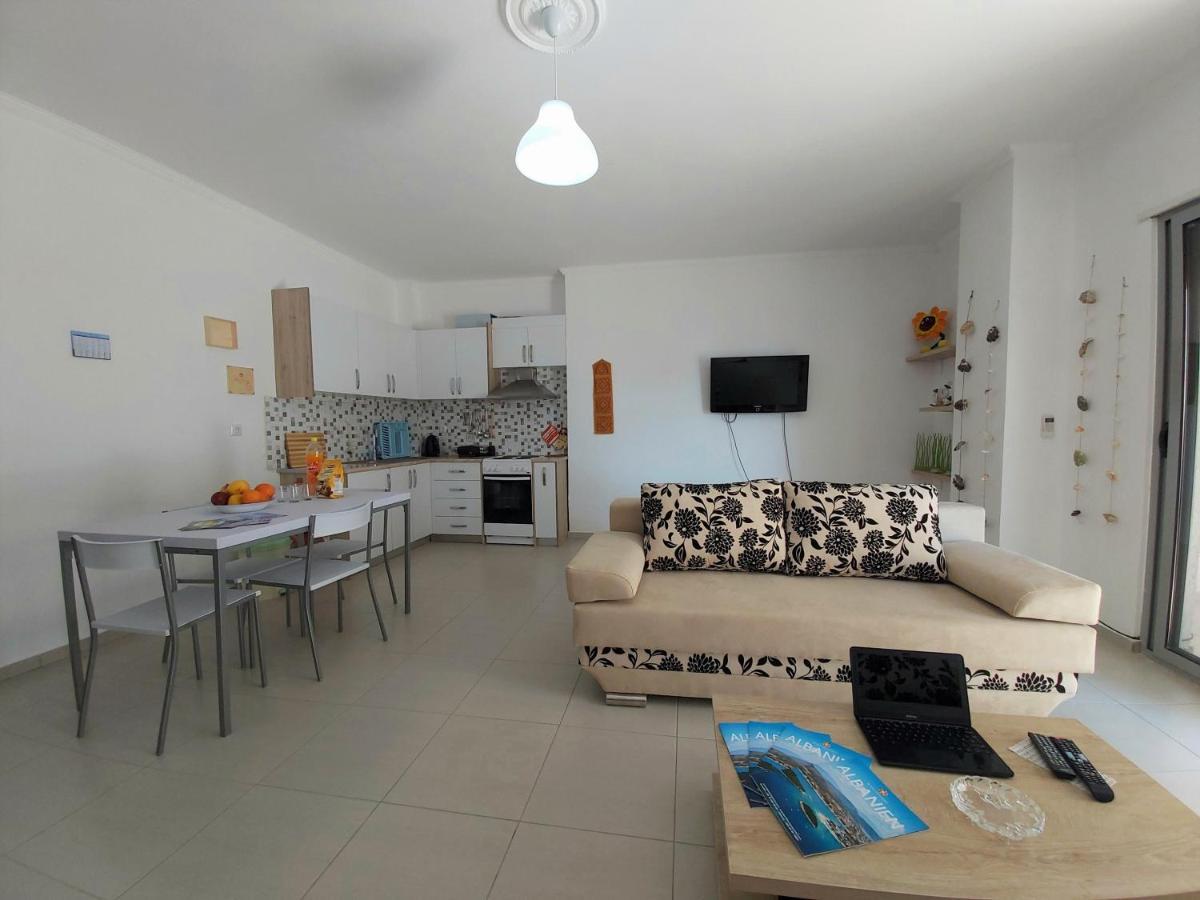 Rossana Sea View Apartment *
