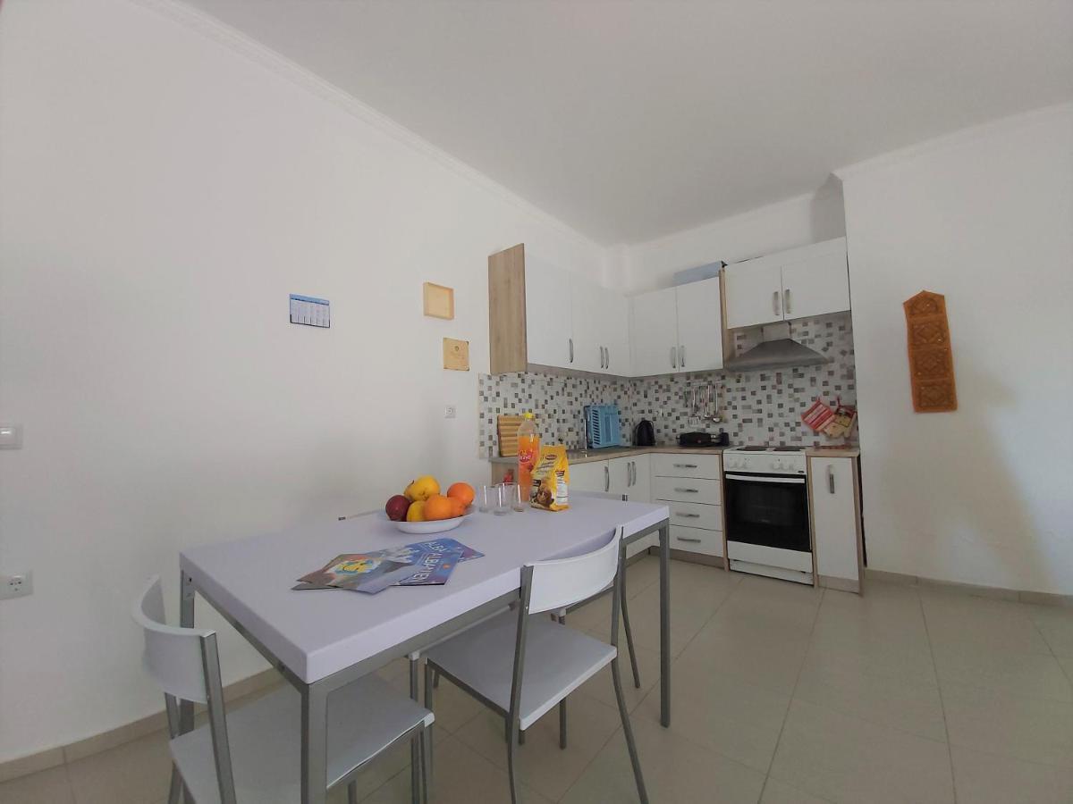 Rossana Sea View Apartment